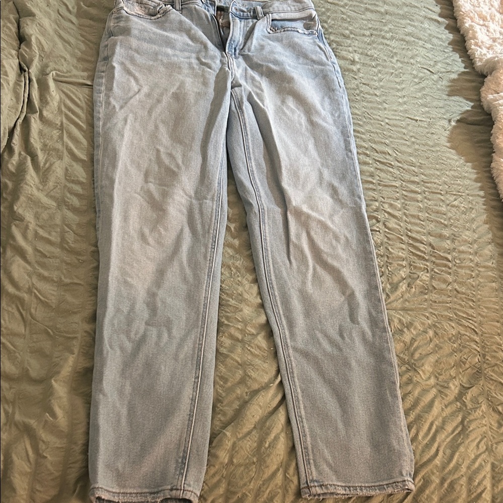 American eagle mom jean